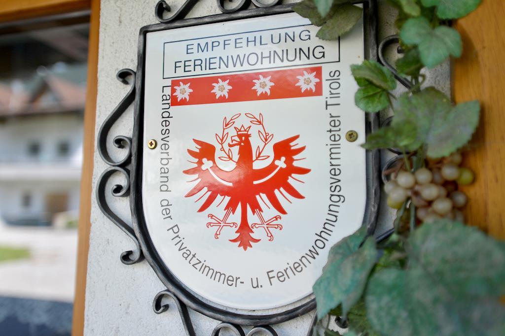 Haus Schroll Leilighet Ried im Zillertal Eksteriør bilde
