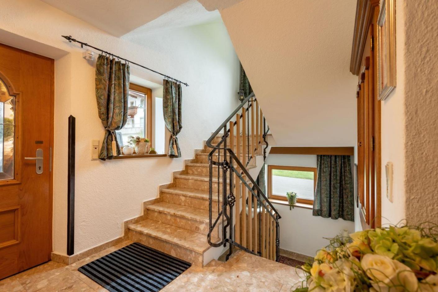 Haus Schroll Leilighet Ried im Zillertal Eksteriør bilde