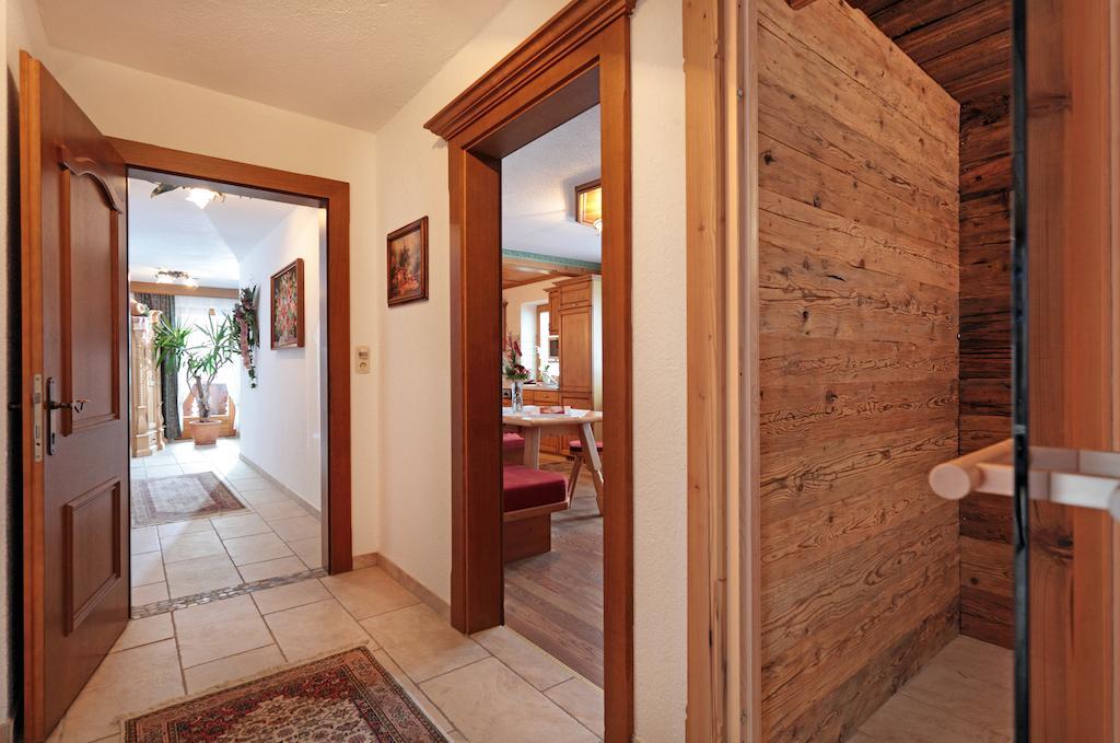 Haus Schroll Leilighet Ried im Zillertal Eksteriør bilde